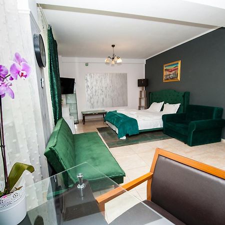 Sia Residence Otopeni Exteriör bild