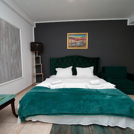 Sia Residence Otopeni Exteriör bild