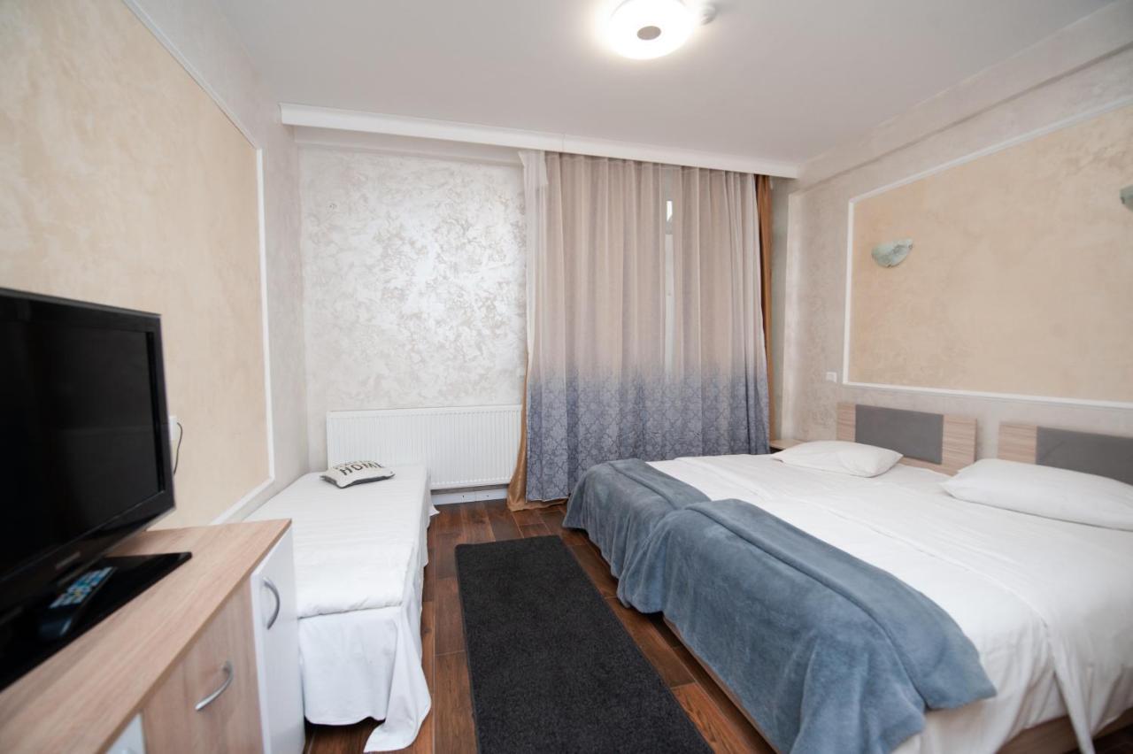 Sia Residence Otopeni Exteriör bild