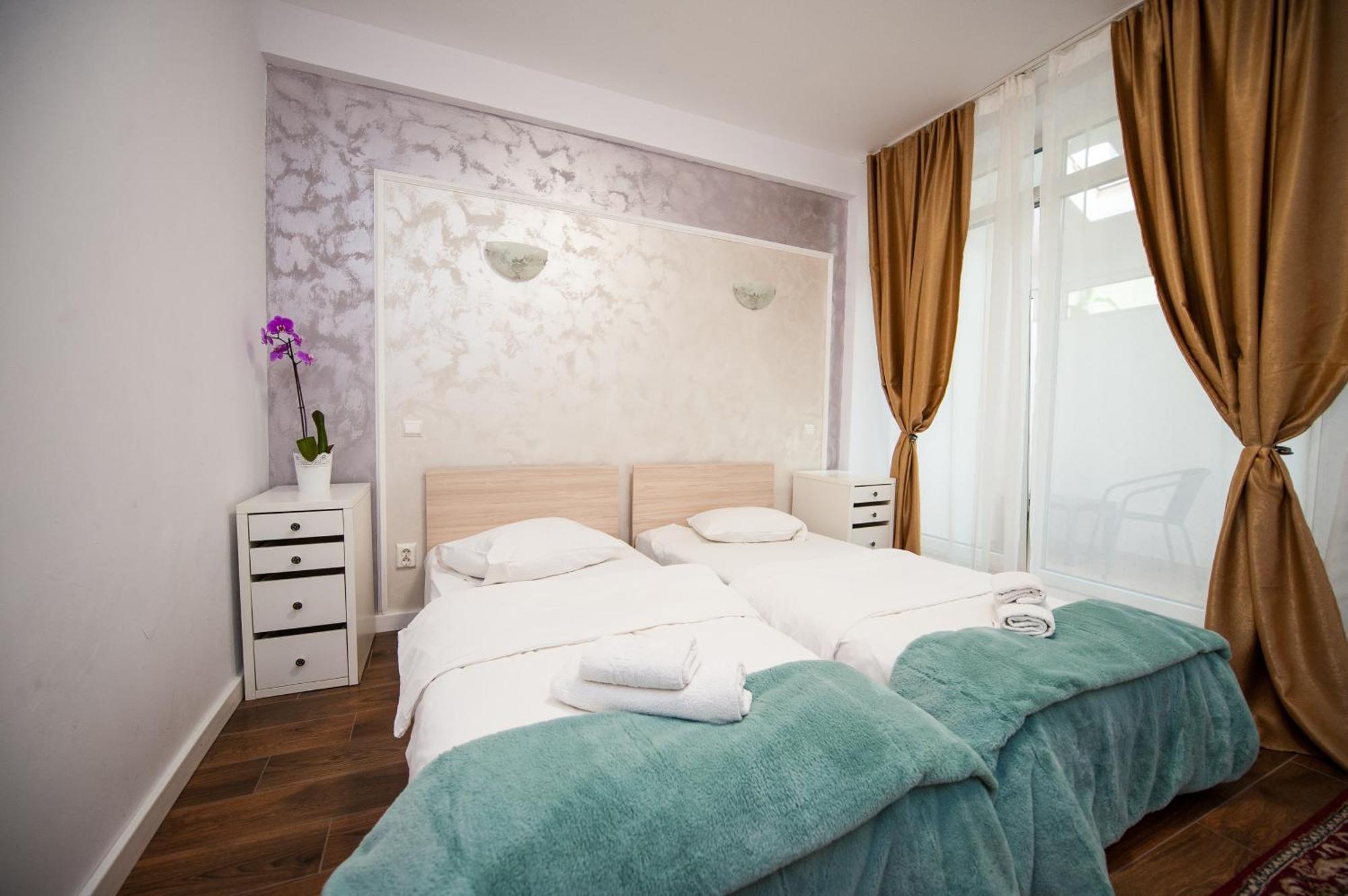 Sia Residence Otopeni Exteriör bild
